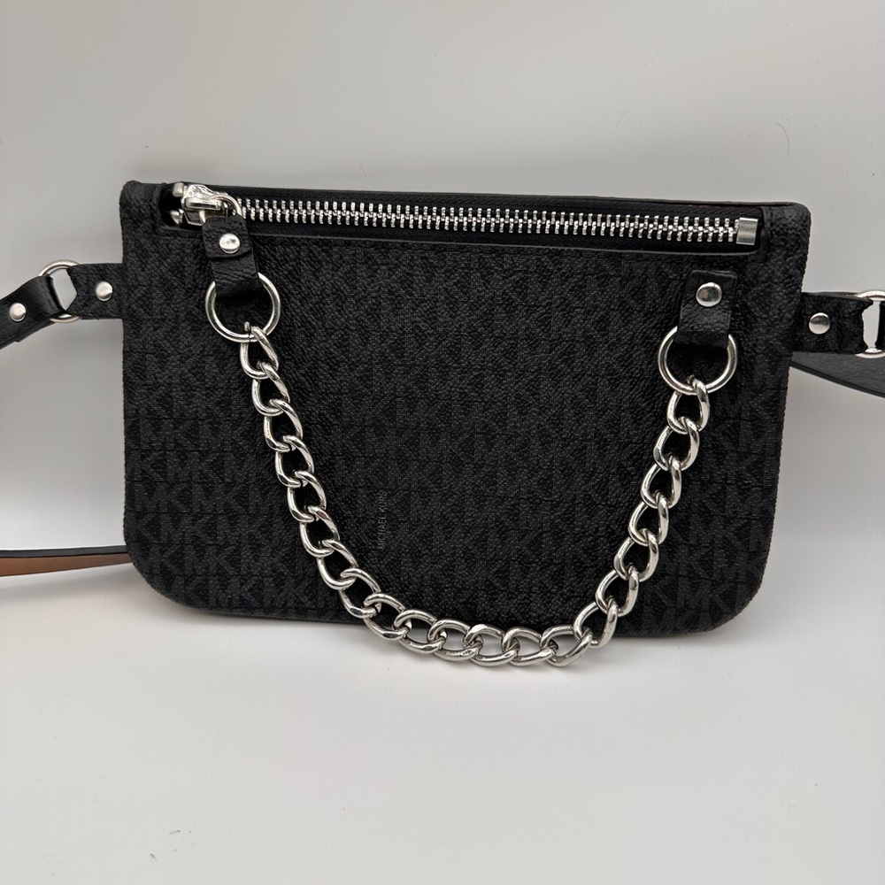 EUC Michael Kors Belt Bag with Silver Hardware   UNISEX